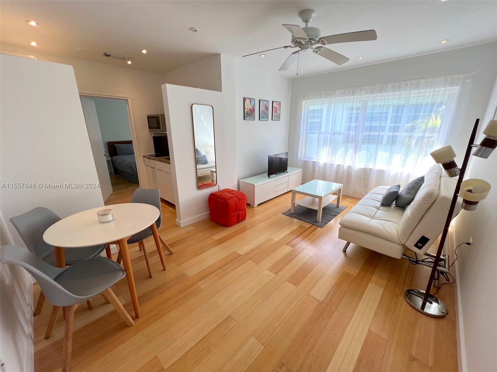 Amazing LOCATION!! Just few steps from Lincoln rd and walking distance to the beach, Ocean Dr, Espanola Way and the Flamingo park. Quiet and well maintained residential Art Deco building, in the heart of South Beach. The apartment 1 BD/1 BT is on the second top floor. Totally remodeled, great layout, bright with a beautiful natural light. Original hardwood floor, central AC and Washer-Dryer inside the unit.