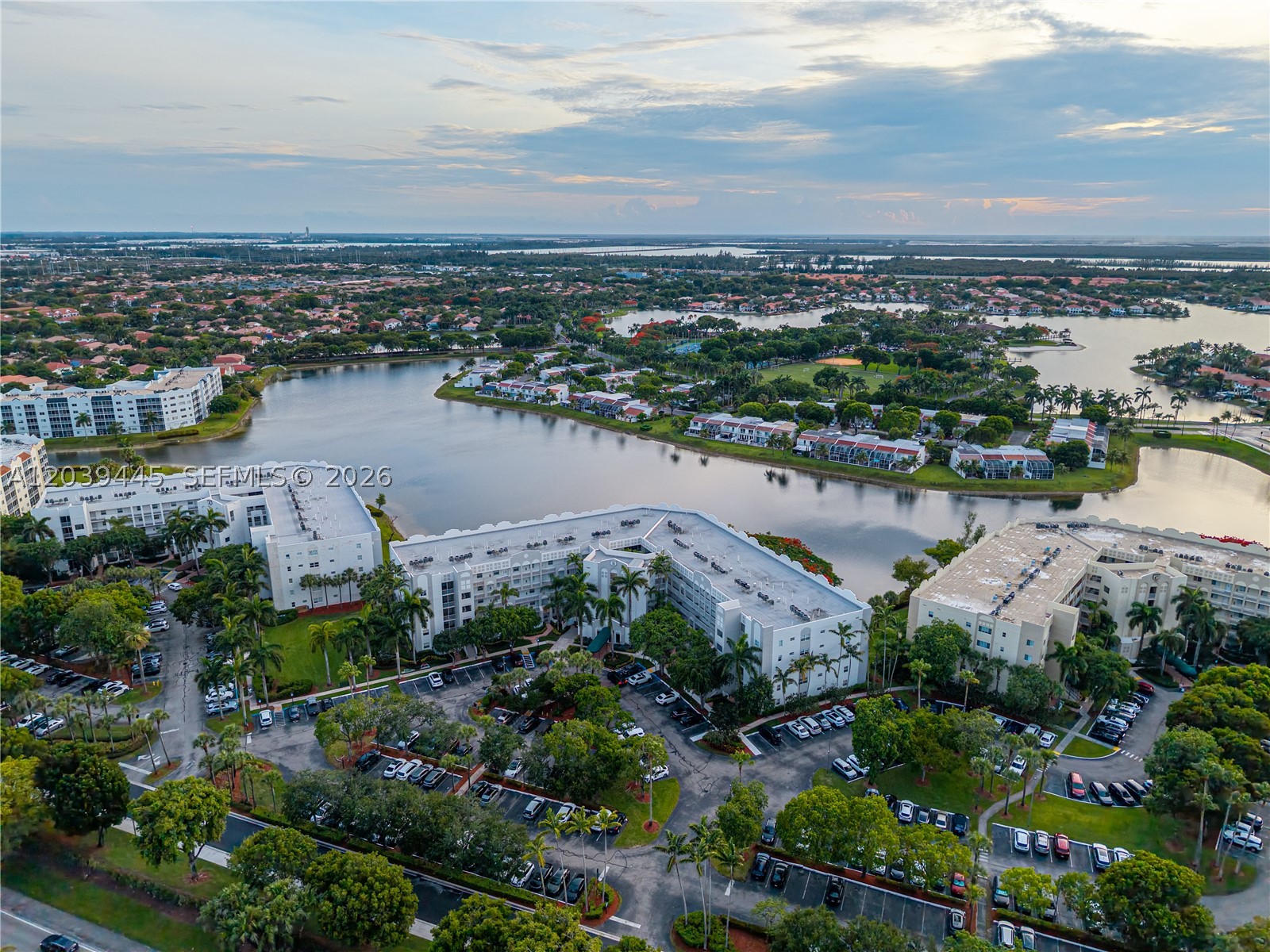 CAPTIVA CONDO B - Residential