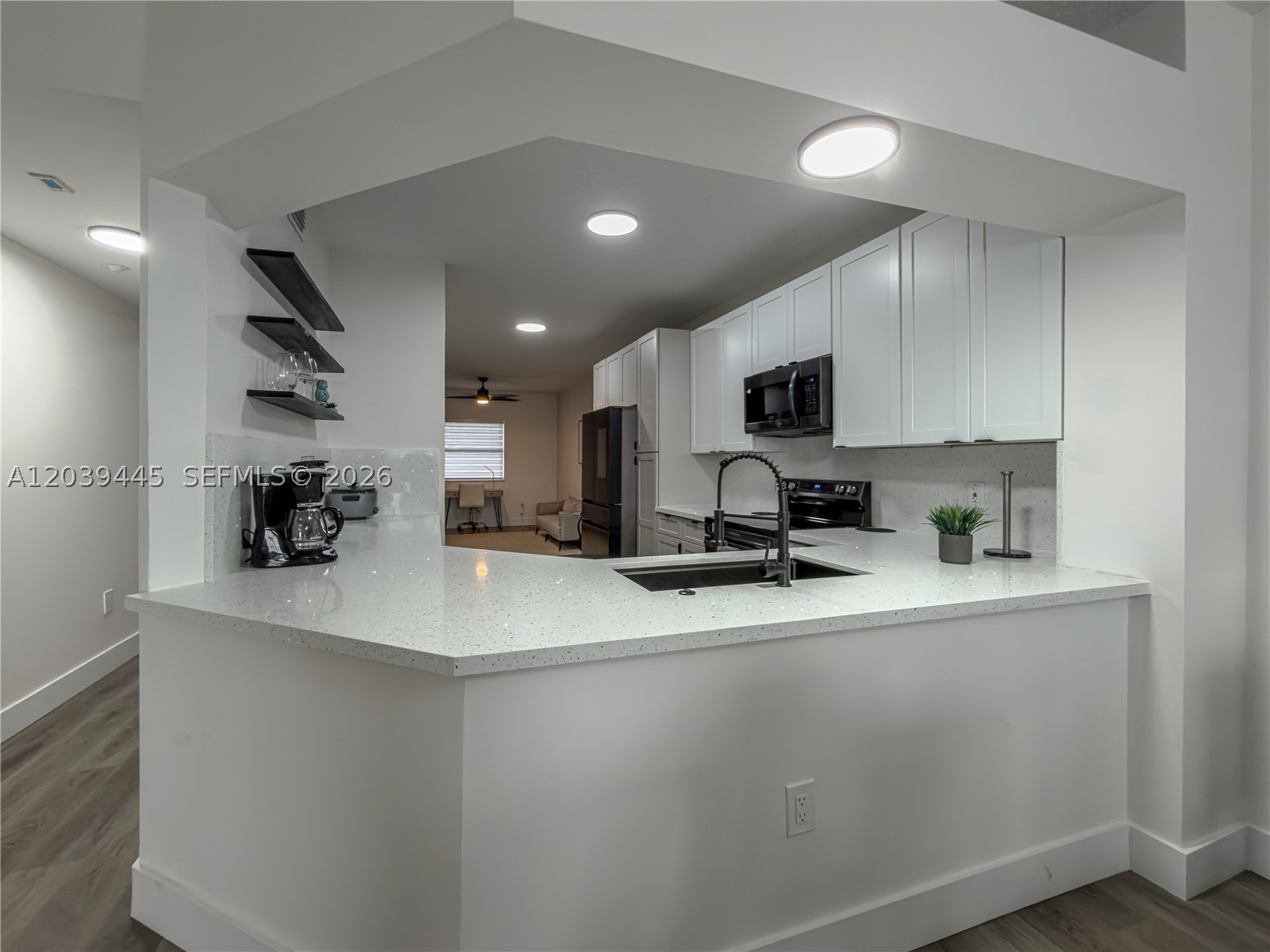 CAPTIVA CONDO B - Residential