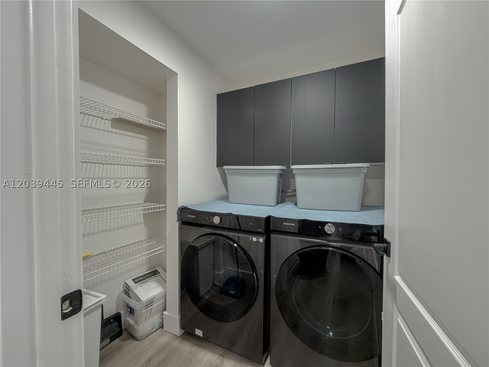 CAPTIVA CONDO B - Residential