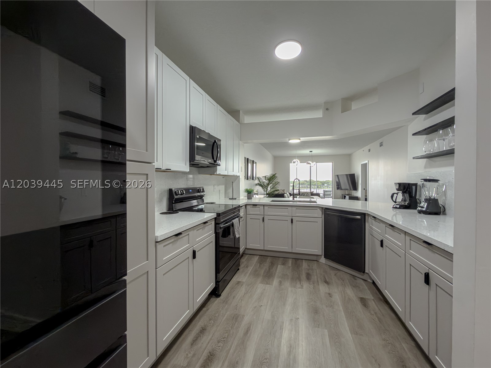 CAPTIVA CONDO B - Residential