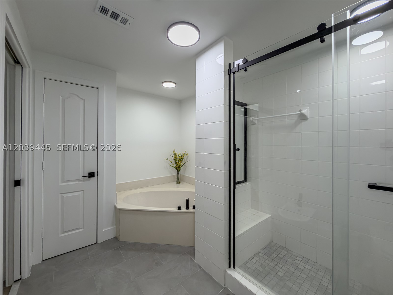 CAPTIVA CONDO B - Residential
