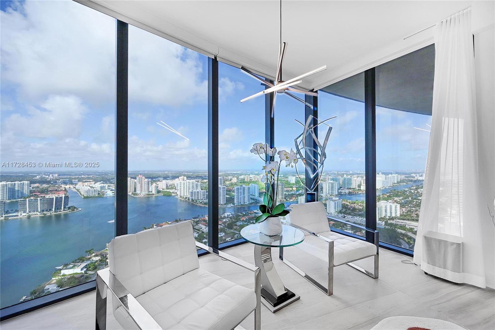 18555 COLLINS AVENUE COND - Residential