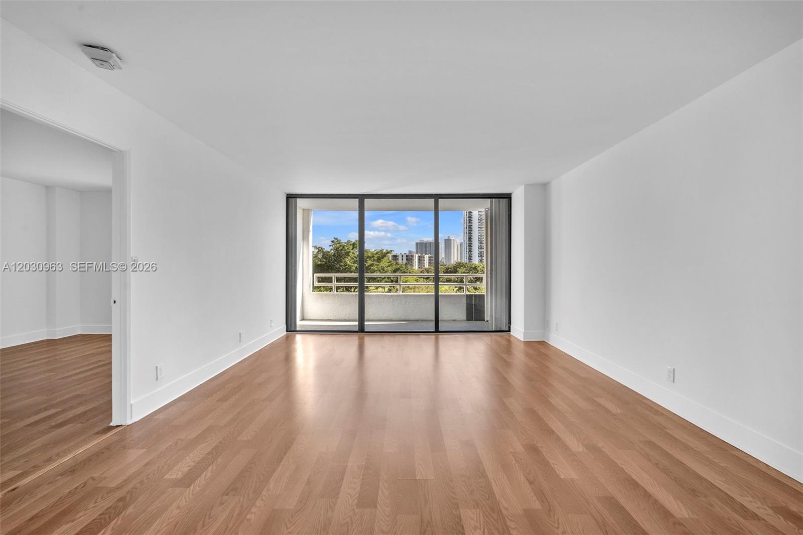 DELVISTA TOWERS CONDO - Residential
