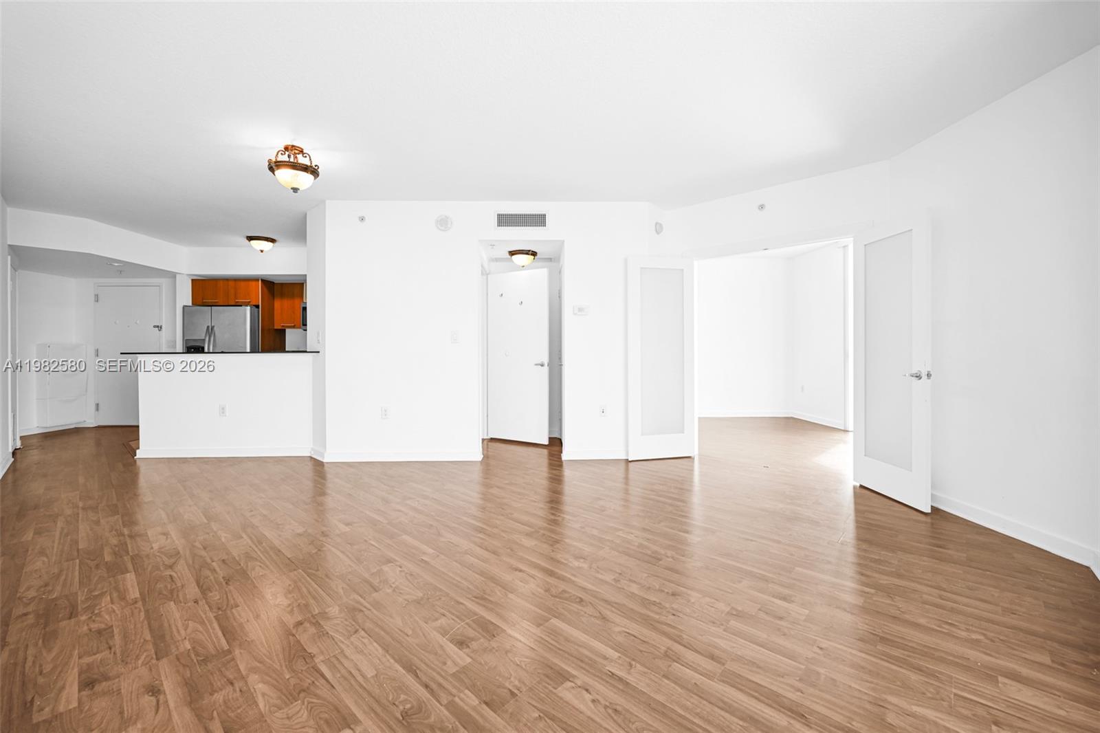 METROPOLIS I AT DADELAND - Residential