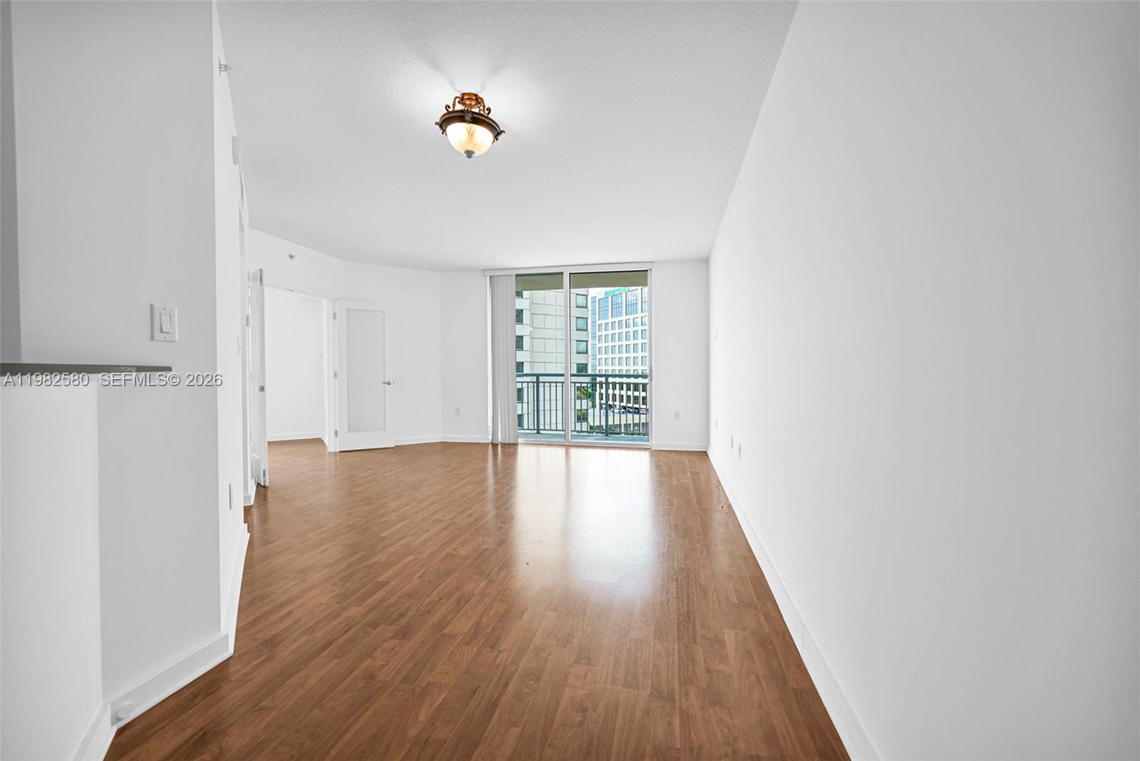 METROPOLIS I AT DADELAND - Residential