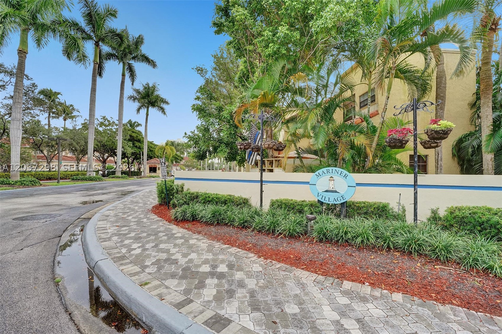 MARINER VILLAGE GARDEN CO - Residential Lease