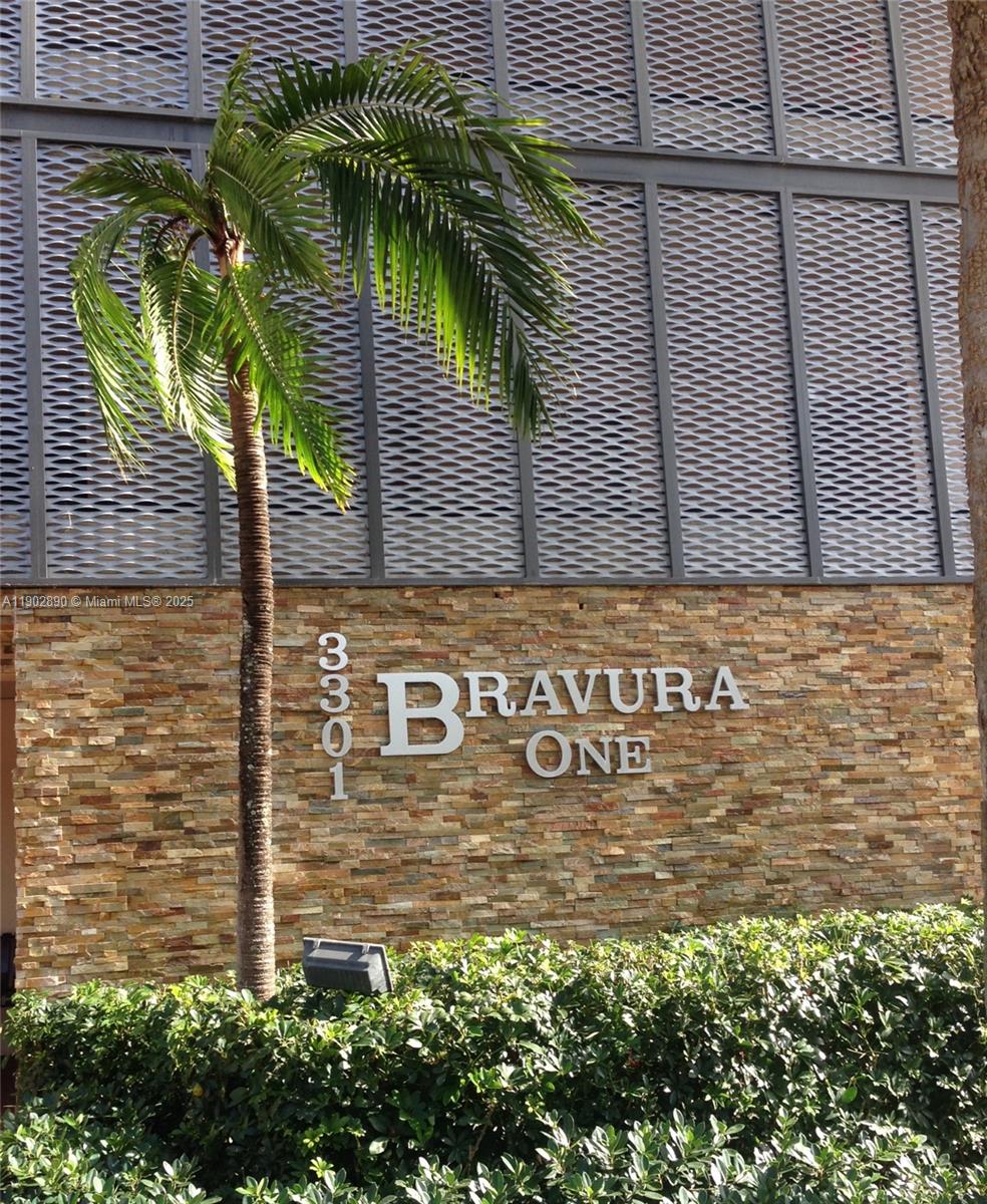 BRAVURA I CONDO - Residential Lease
