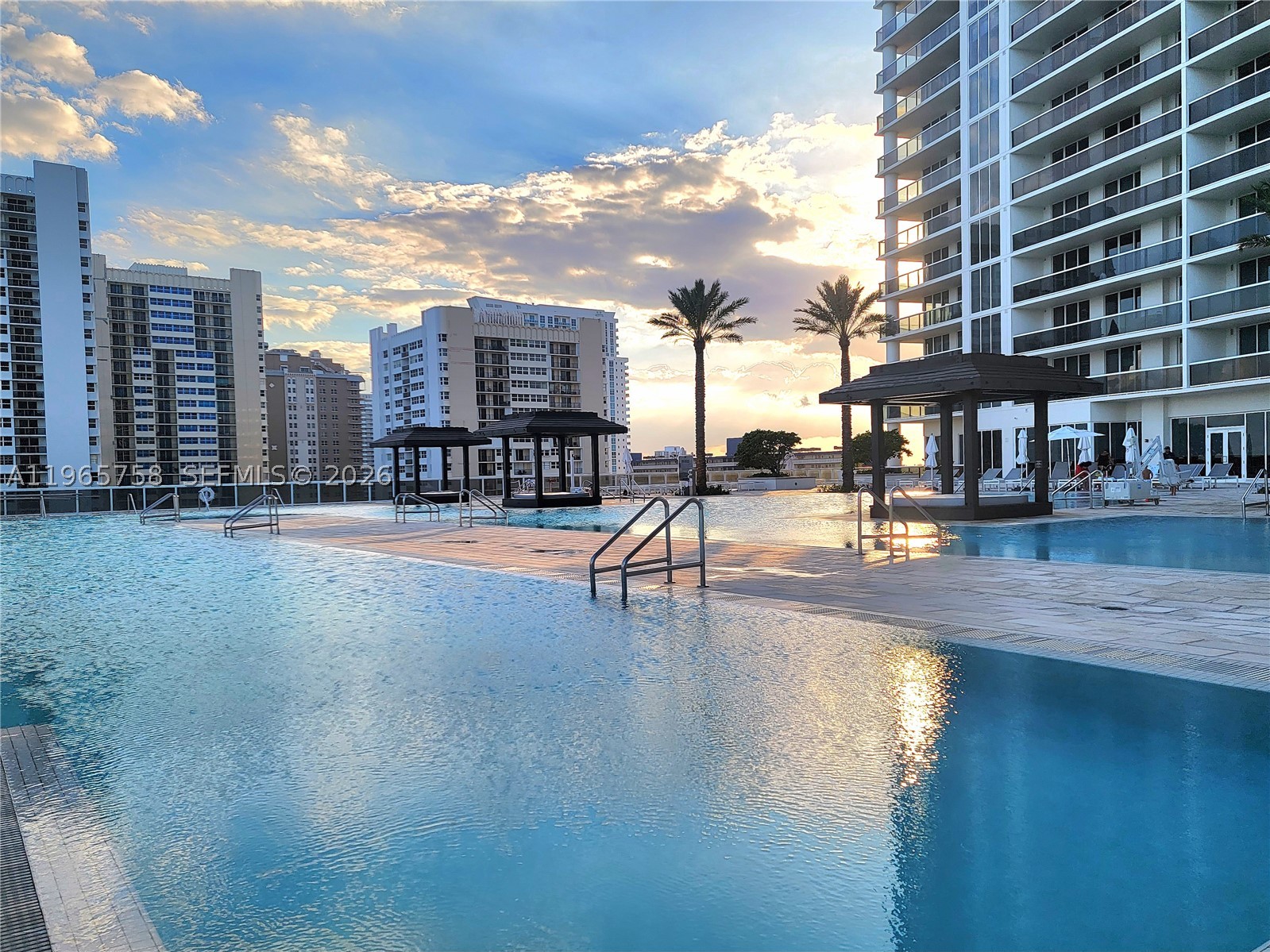 BEACH CLUB THREE CONDO - Residential