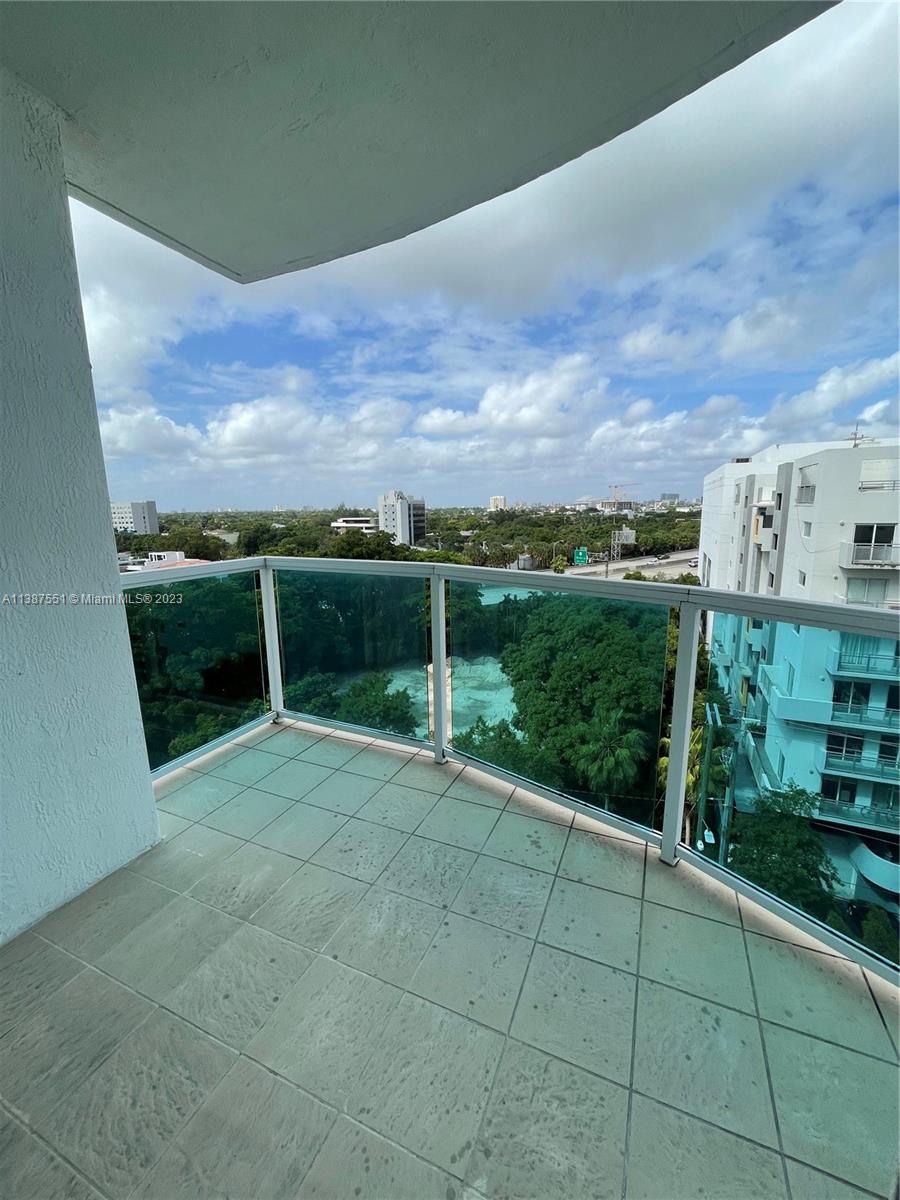 BRICKELL VIEW WEST CONDO - Residential Lease