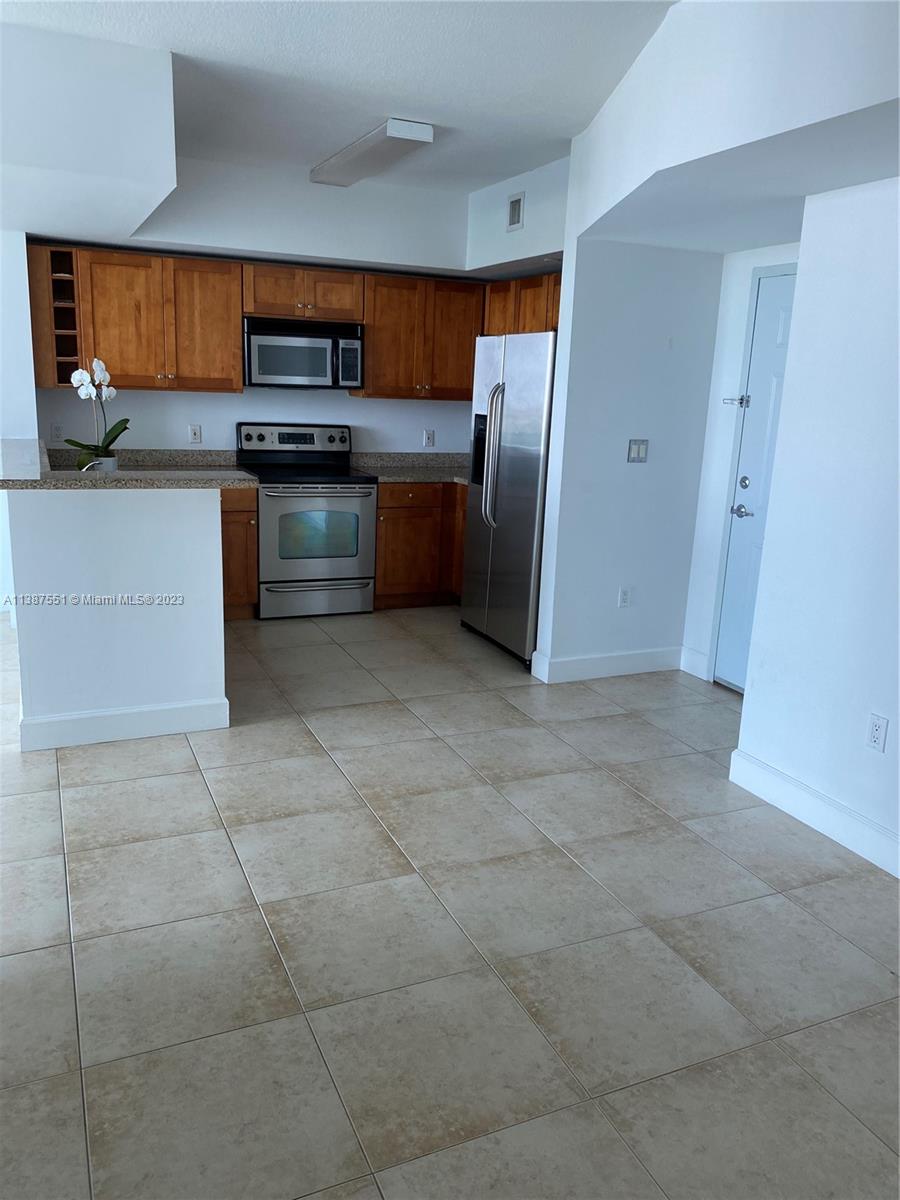 BRICKELL VIEW WEST CONDO - Residential Lease