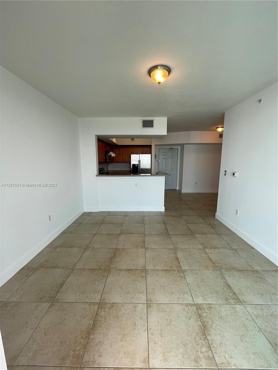 BRICKELL VIEW WEST CONDO - Residential Lease