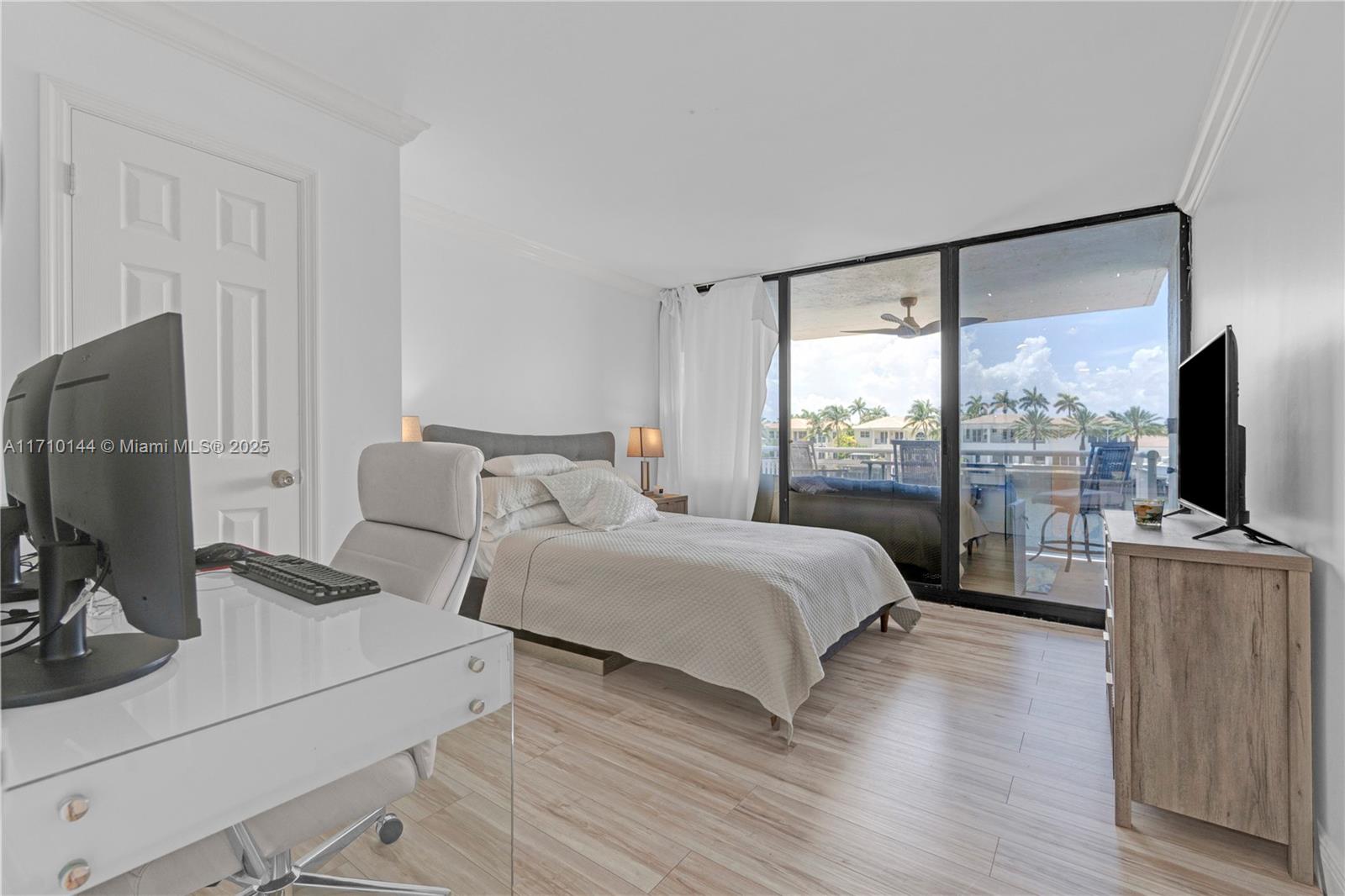 ALLINGTON TOWERS CONDO - Residential
