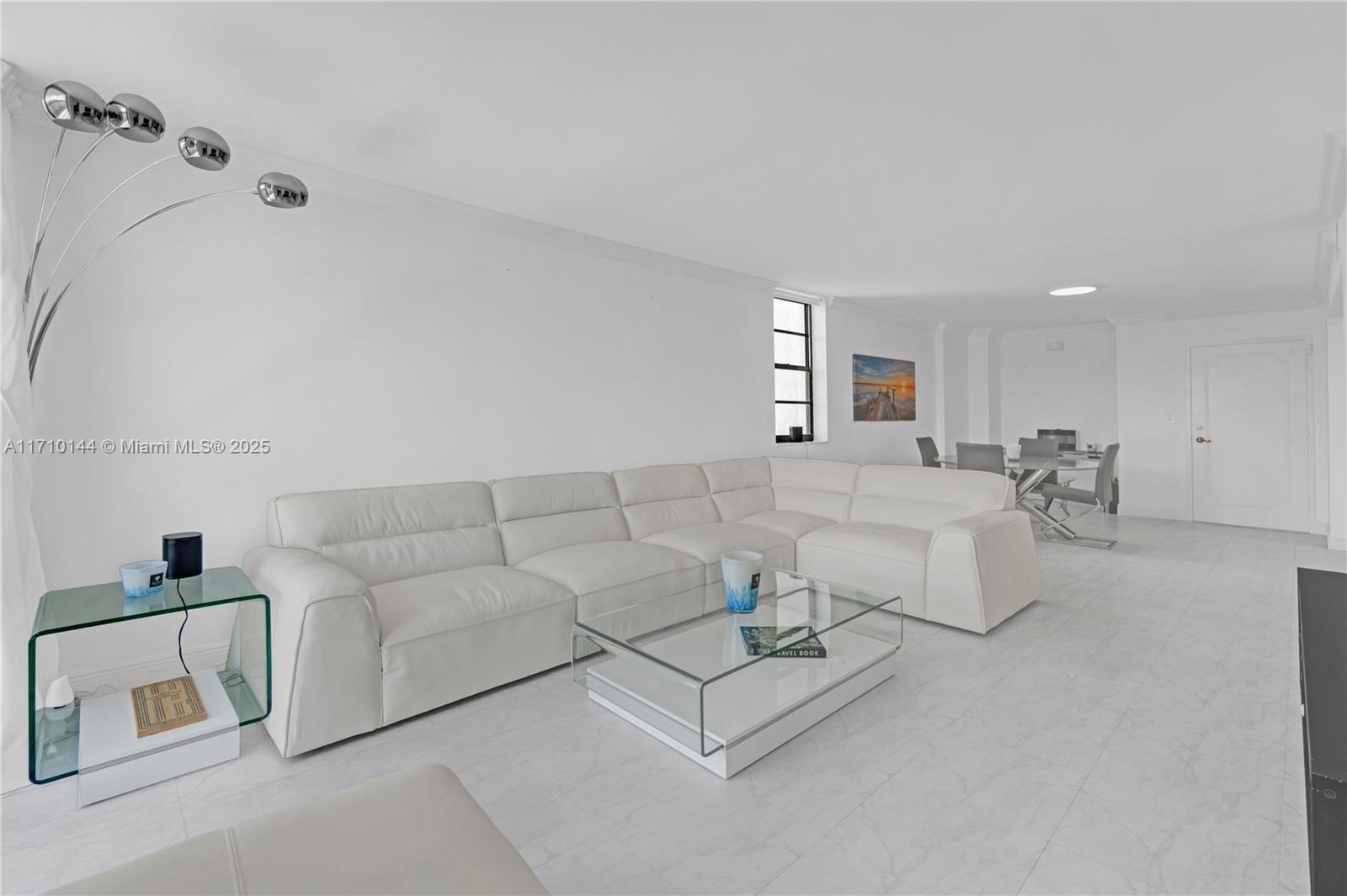 ALLINGTON TOWERS CONDO - Residential