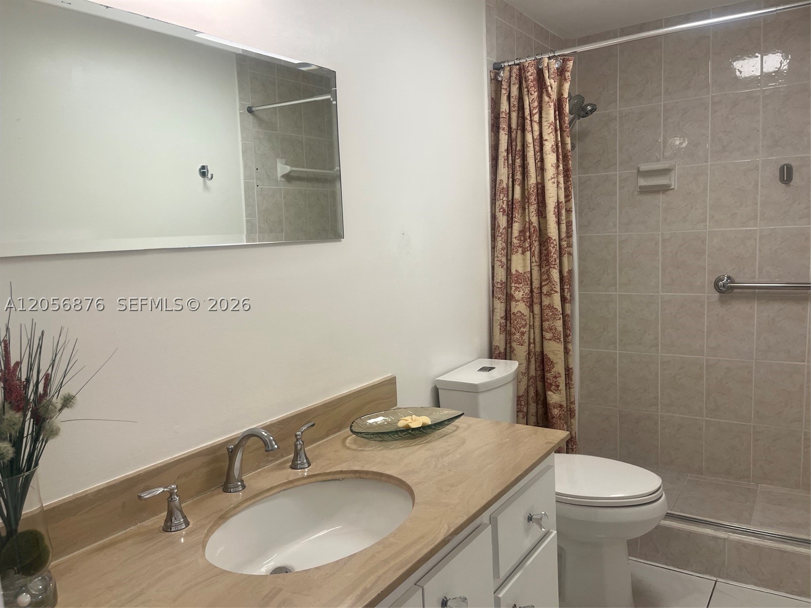 ARLEN HOUSE CONDO - Residential