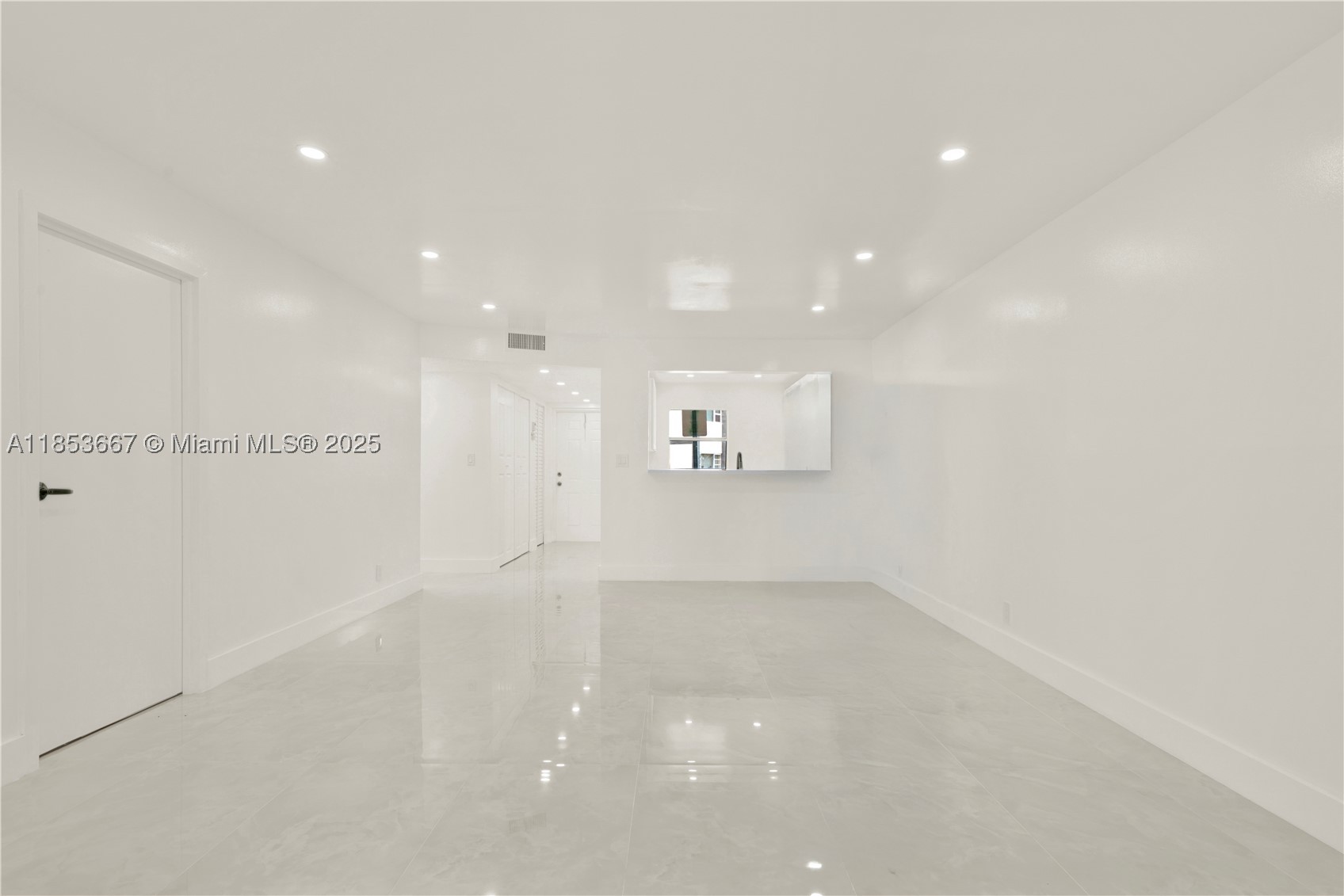 SANDS POINT CONDOMINIUM I - Residential