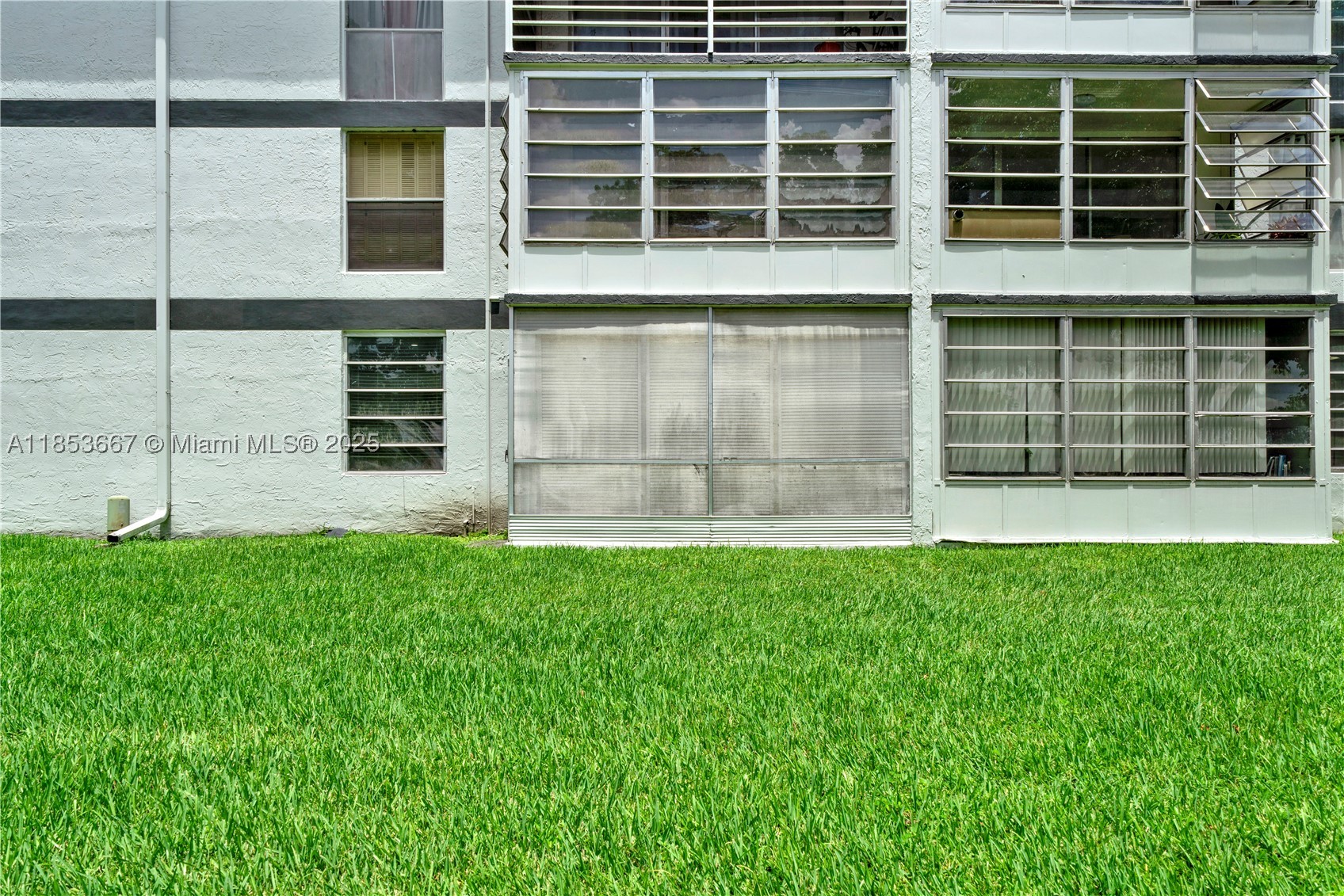 SANDS POINT CONDOMINIUM I - Residential