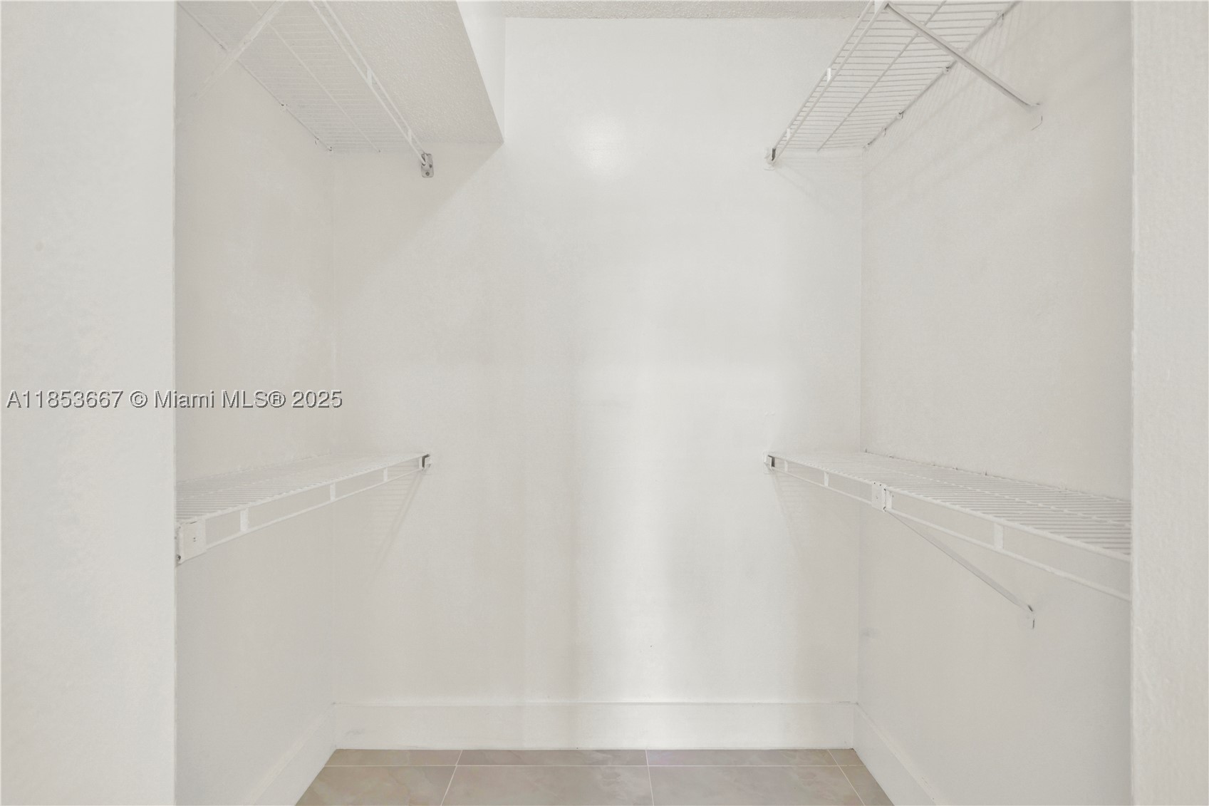SANDS POINT CONDOMINIUM I - Residential