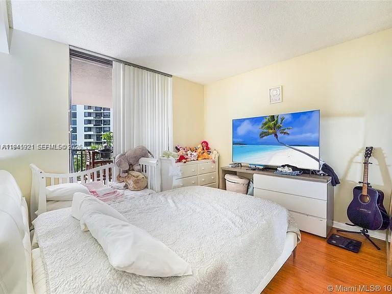 BRICKELL KEY II CONDO - Residential