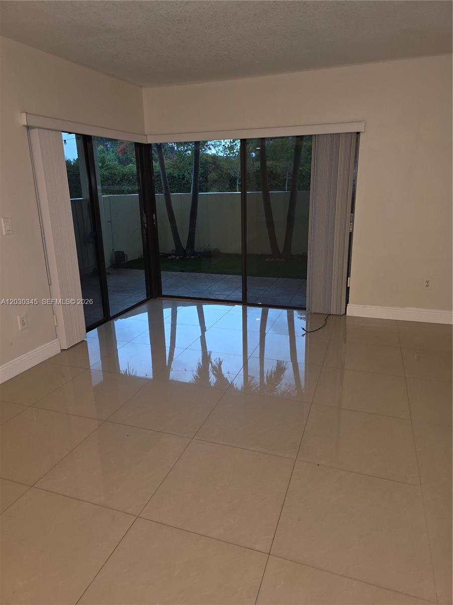 ELAN AT CALUSA CONDO I - Residential Lease