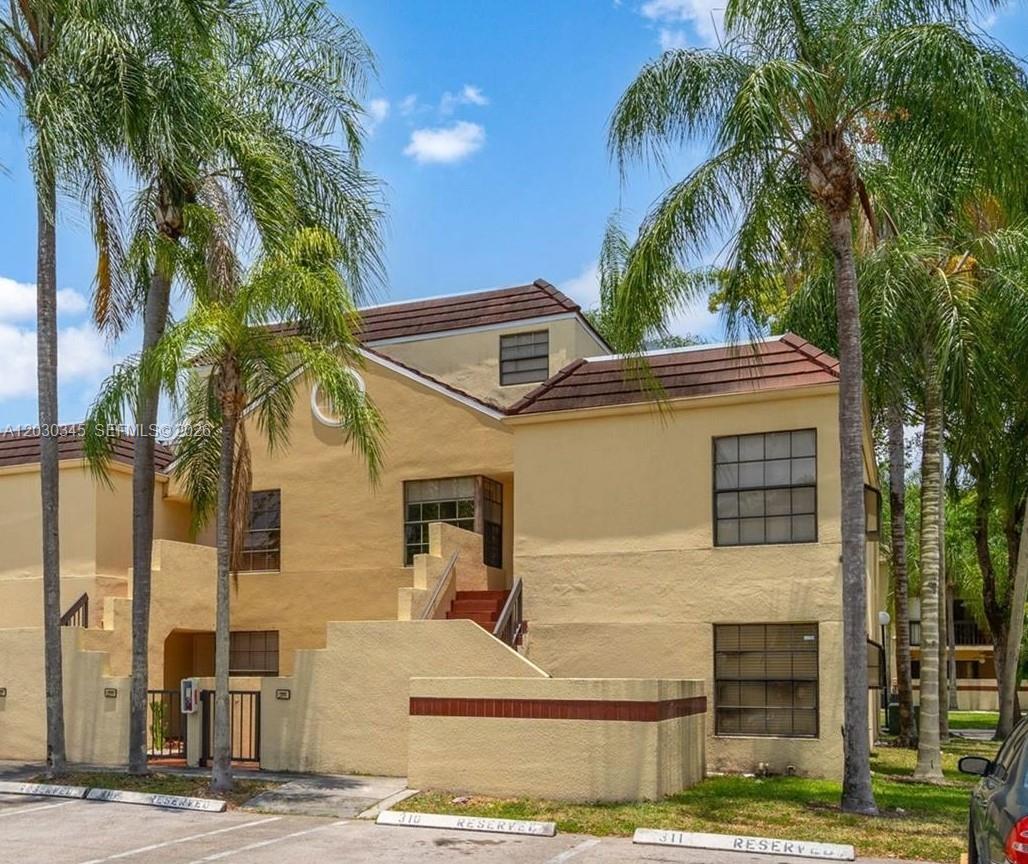 This spacious ground-floor 1,108 sq. ft. condo in the sought-after Calusa community offers 3 bedrooms, 2 bathrooms, and a extended  garden view. Features include an ample living room, a full-appliance kitchen, spacious closets and bedrooms , extra storage room, and excellent clubhouse amenities as pool-tennis courts—all just minutes from the FL Turnpike and top-rated West Kendall schools and shopping centers