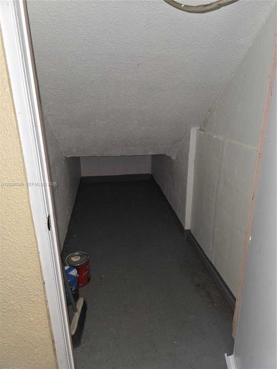 ELAN AT CALUSA CONDO I - Residential Lease