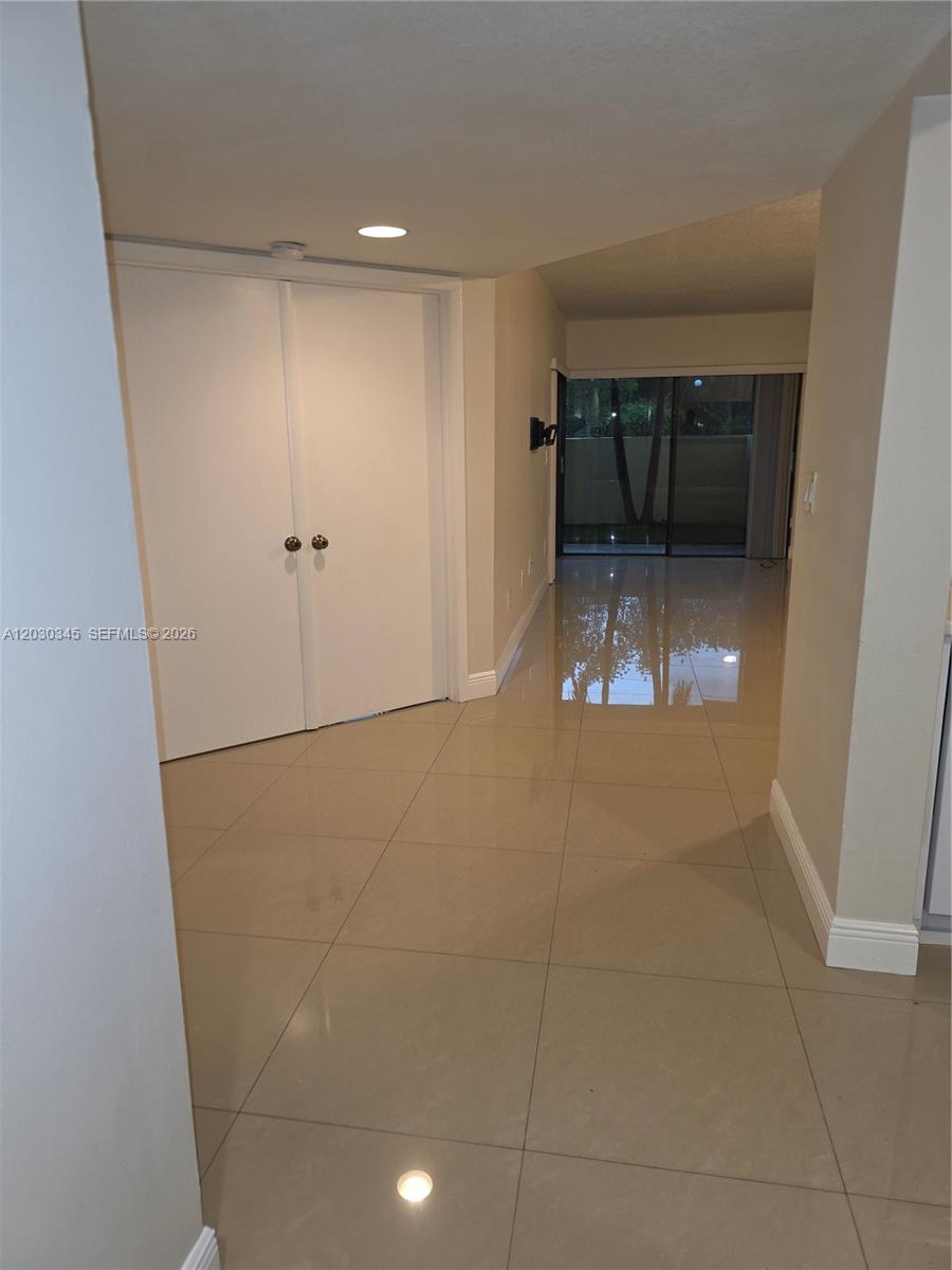 ELAN AT CALUSA CONDO I - Residential Lease