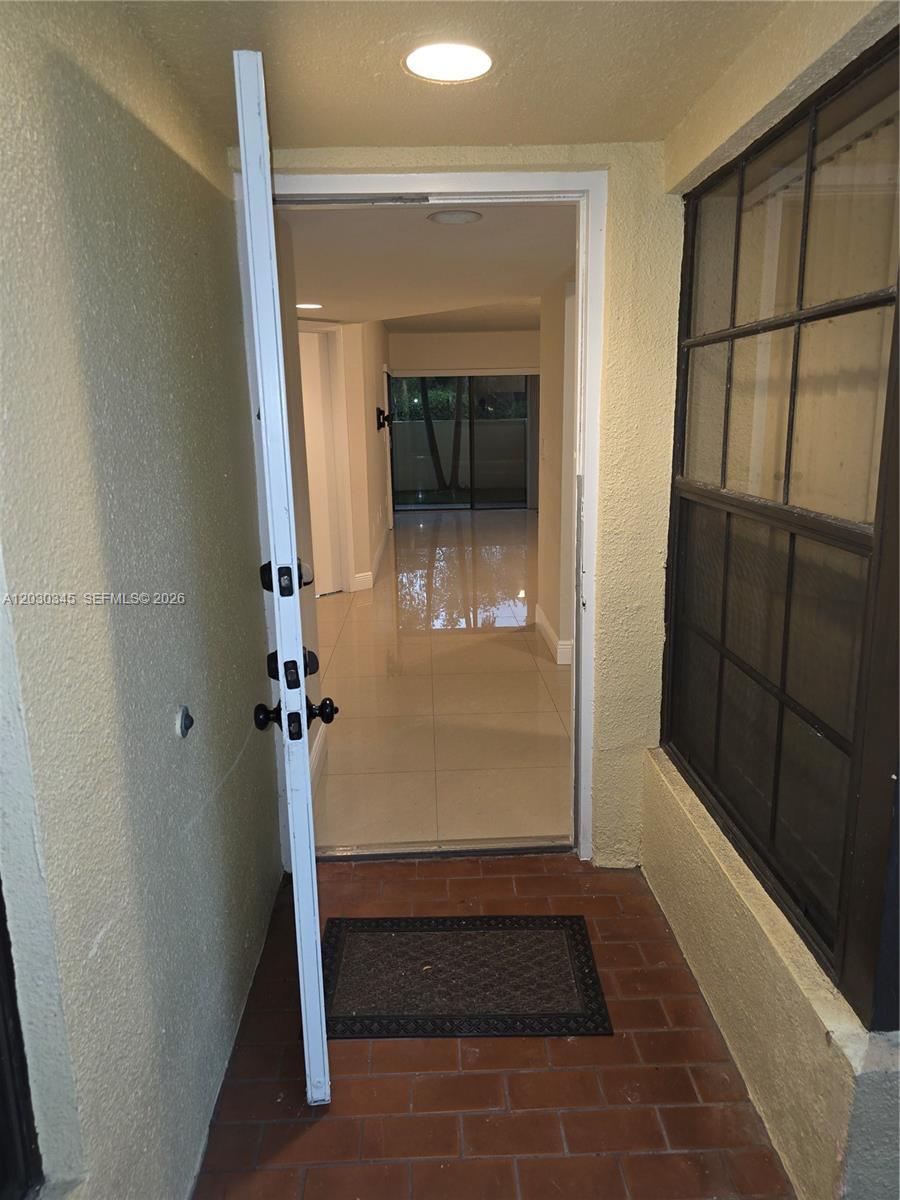 ELAN AT CALUSA CONDO I - Residential Lease