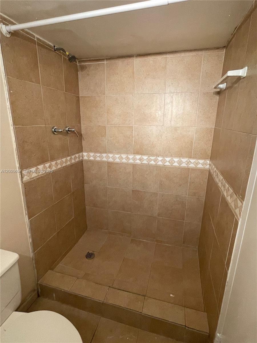 BAYVIEW PALMS CONDO - Residential