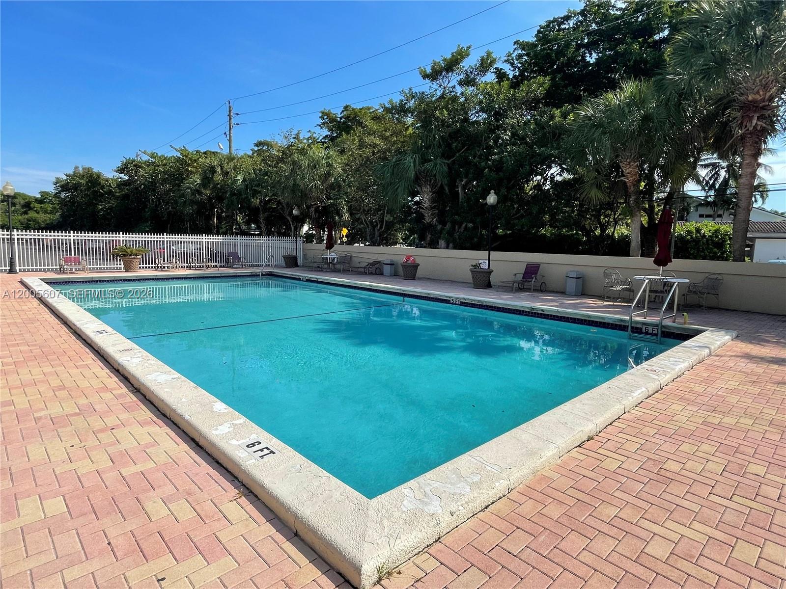 BAYVIEW PALMS CONDO - Residential