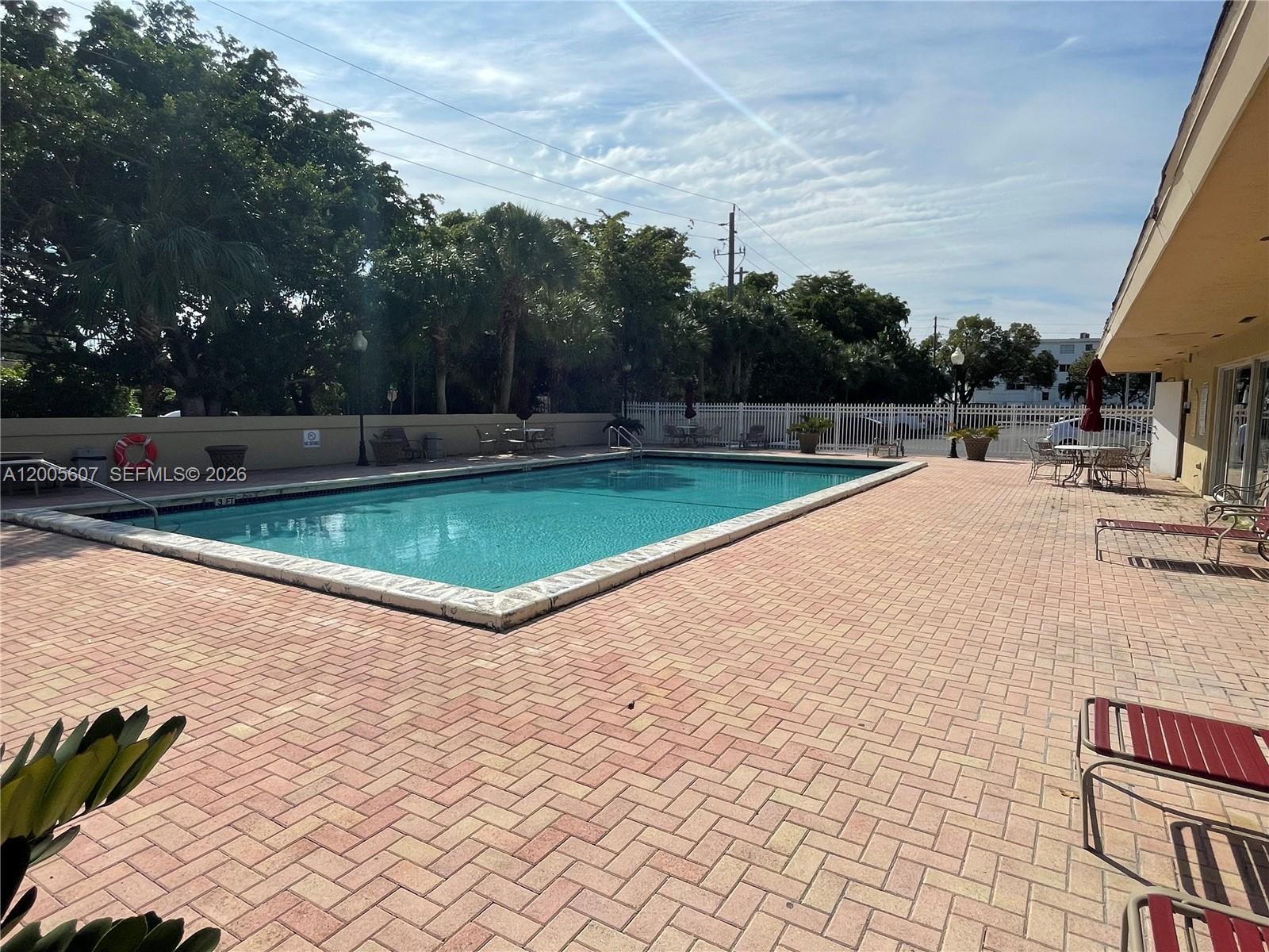 BAYVIEW PALMS CONDO - Residential