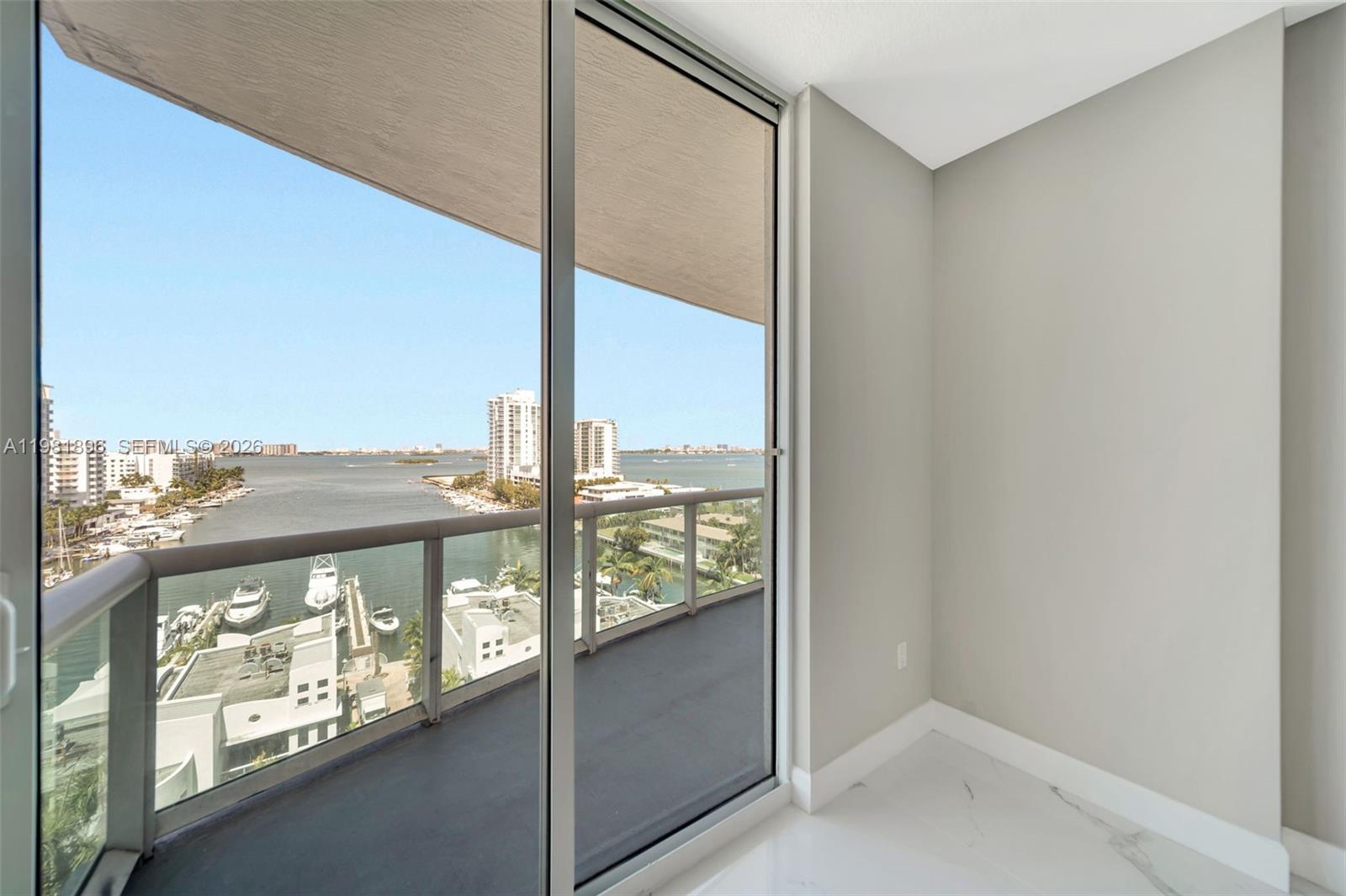 360 CONDO A - Residential