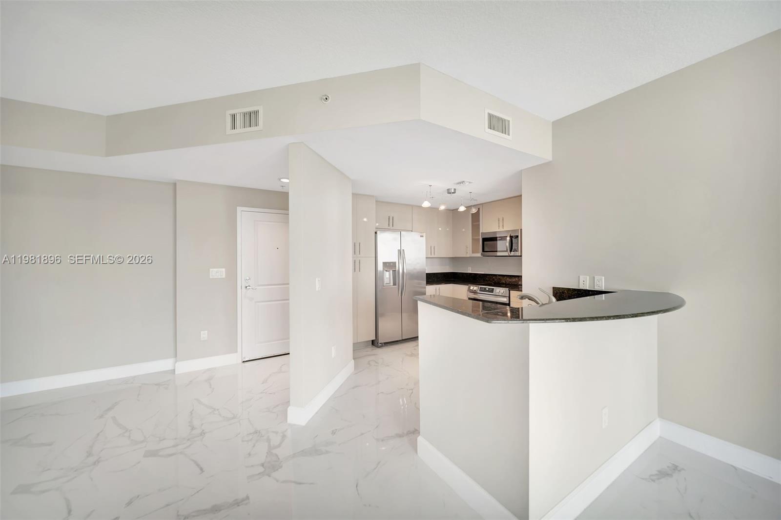 360 CONDO A - Residential