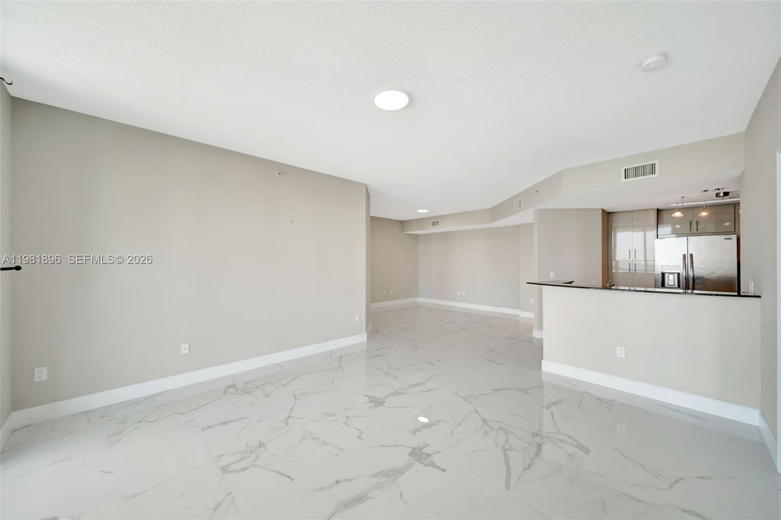 360 CONDO A - Residential