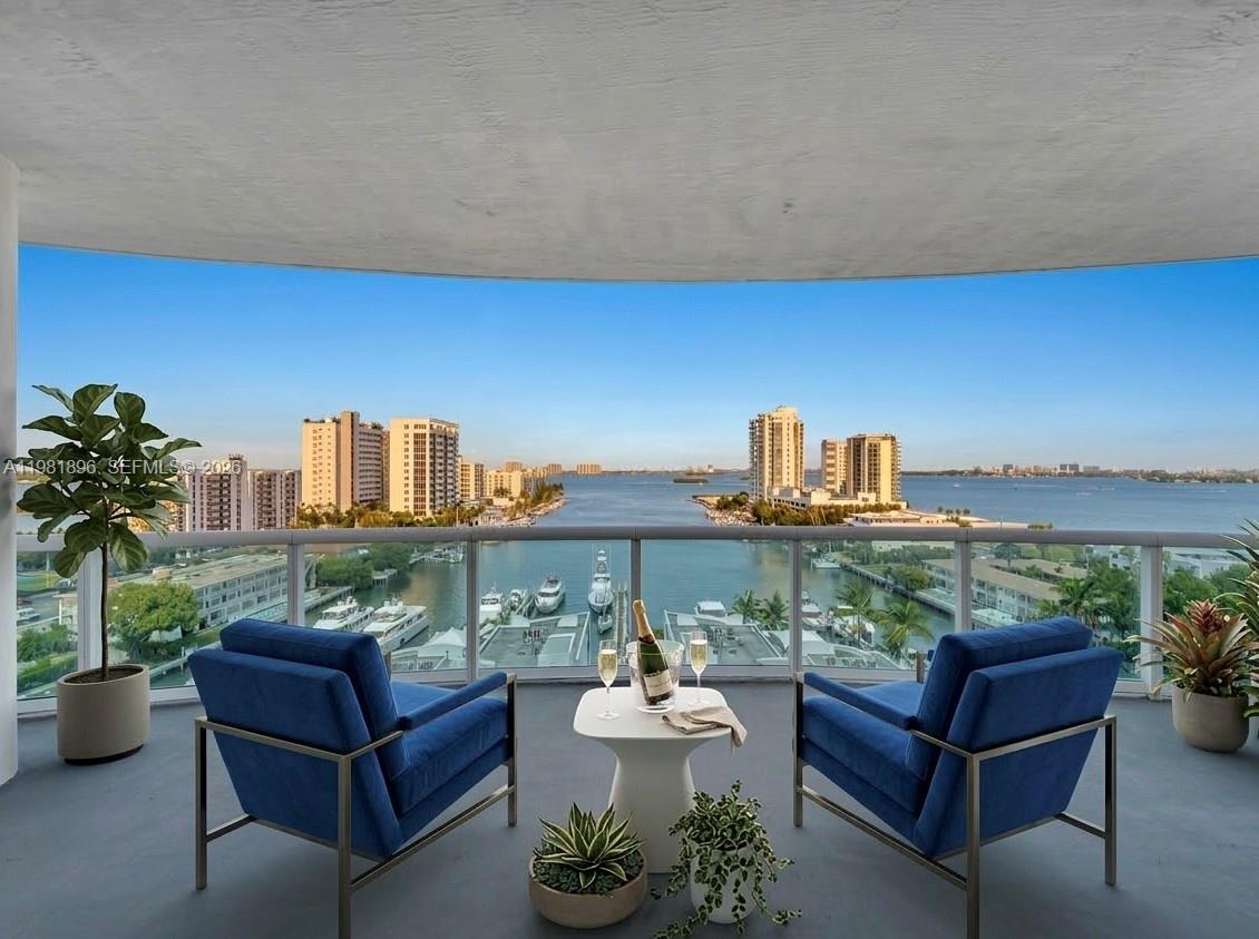 360 CONDO A - Residential