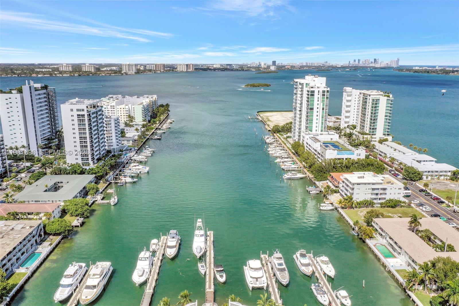 360 CONDO A - Residential