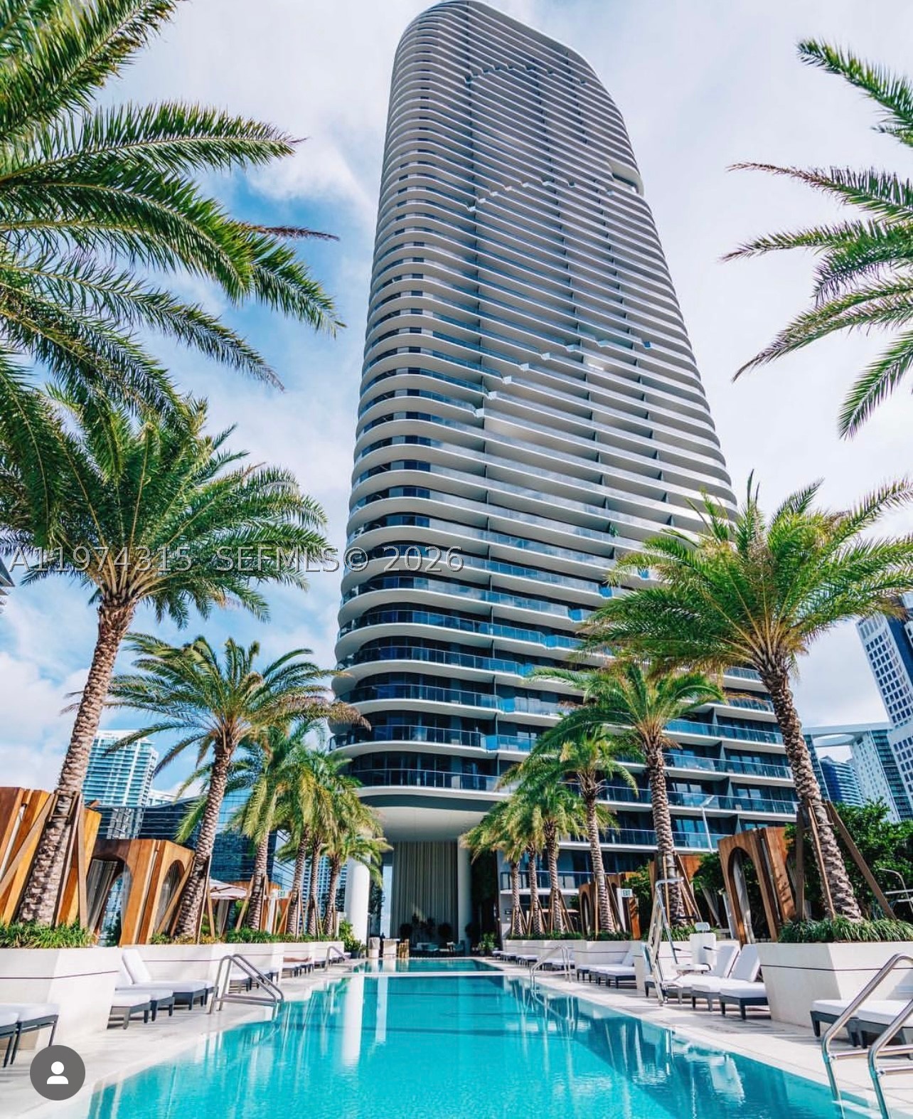 801 SMA RESIDENCES CONDO - Residential
