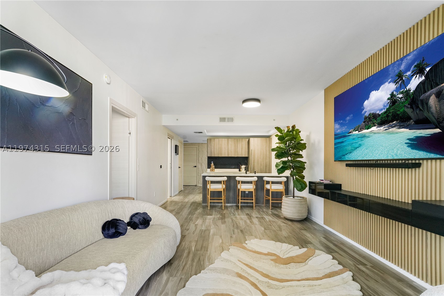 801 SMA RESIDENCES CONDO - Residential