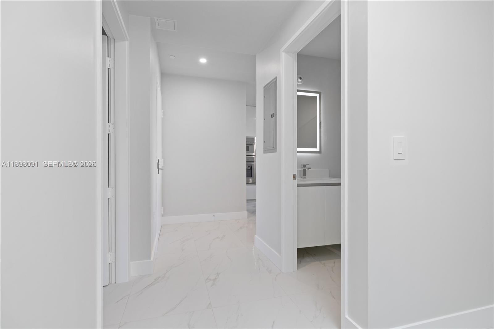 ARIA RESERVE - Residential