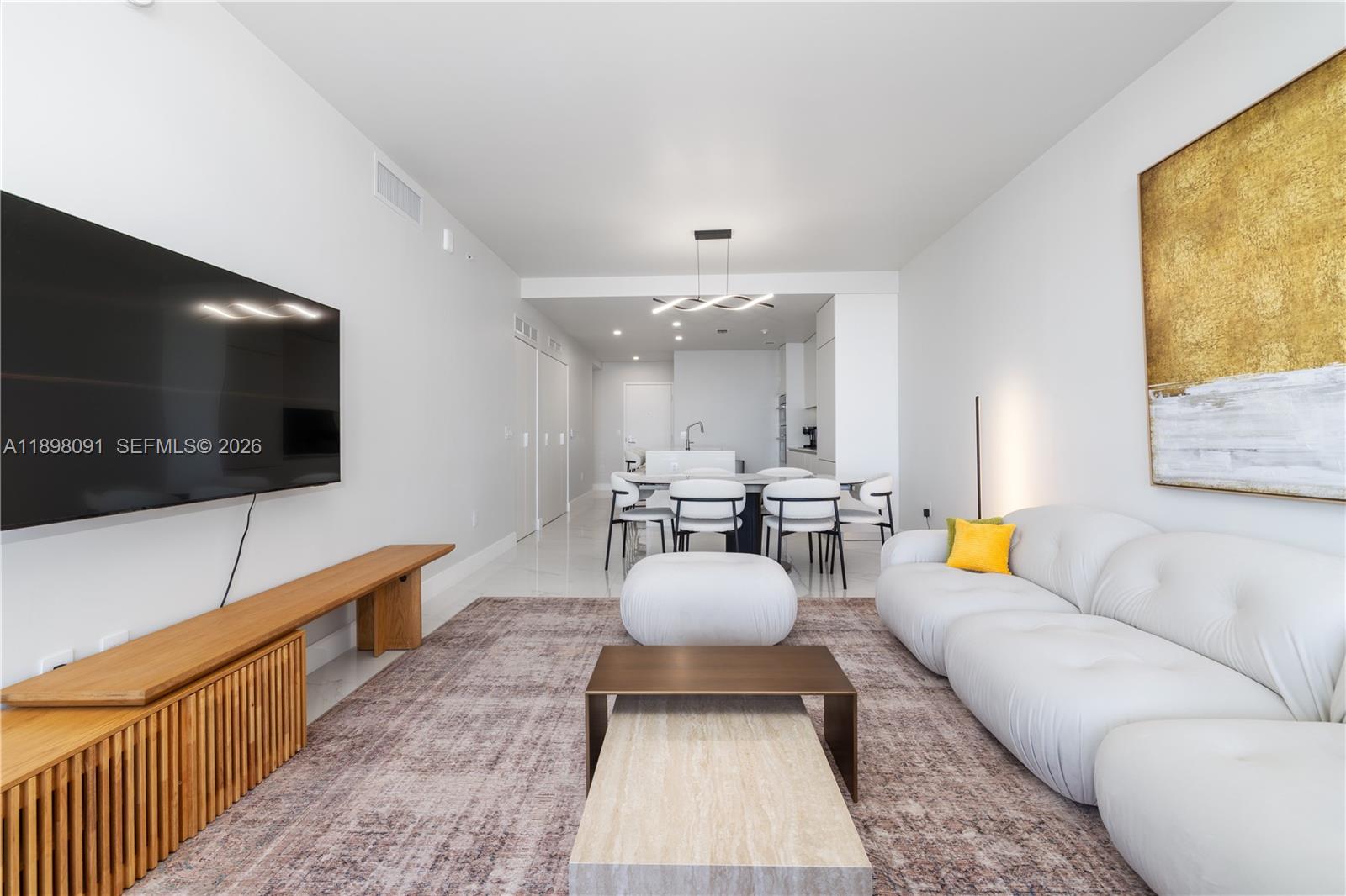 ARIA RESERVE - Residential