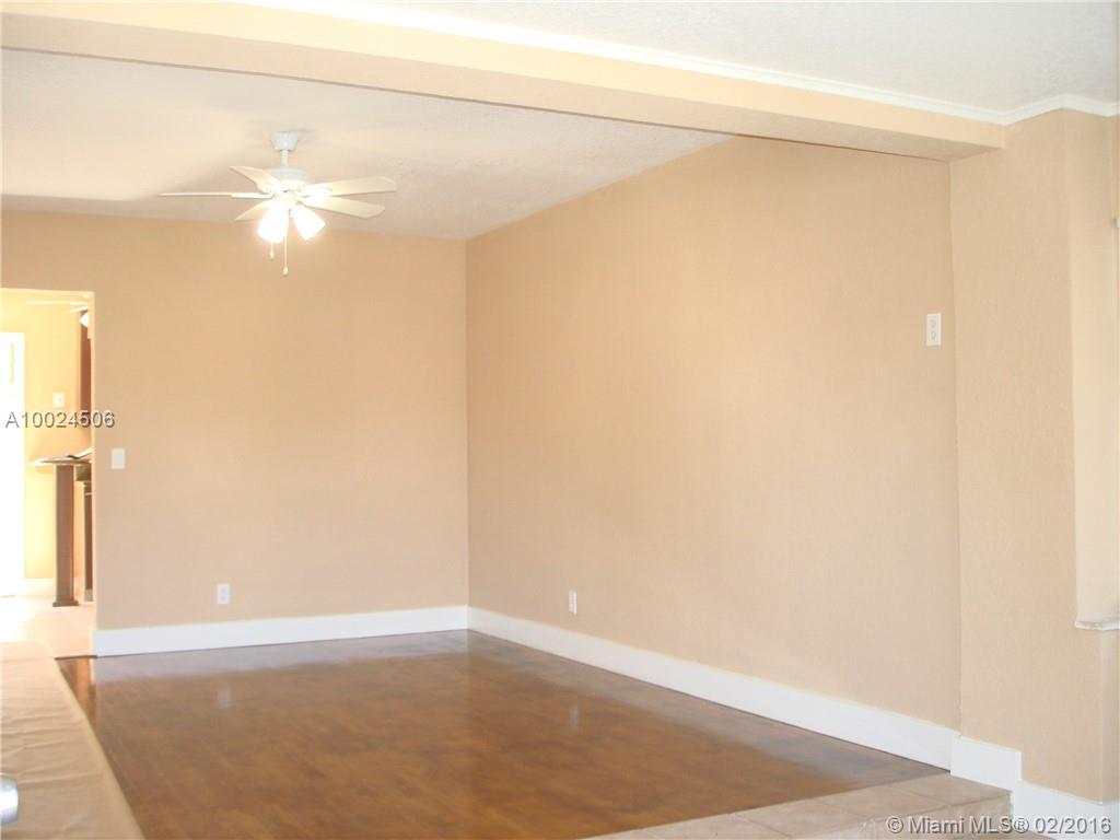 South Hollywood Amd 4-10 - Residential Lease