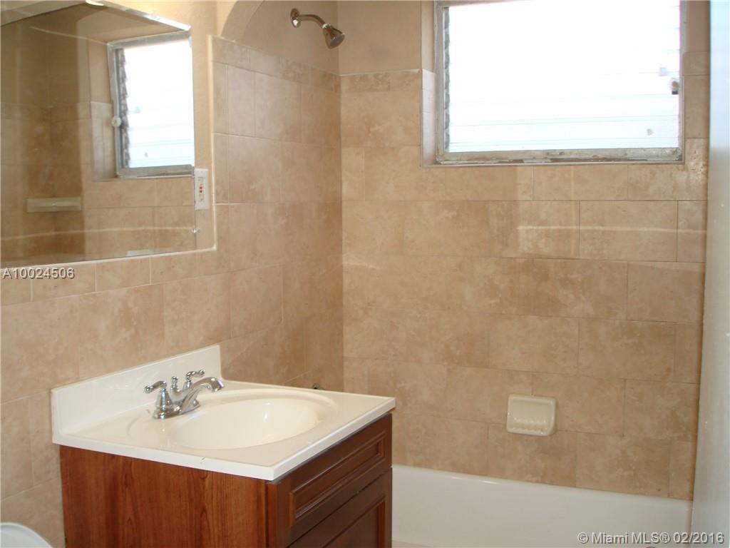 South Hollywood Amd 4-10 - Residential Lease