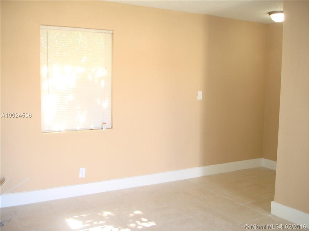 South Hollywood Amd 4-10 - Residential Lease