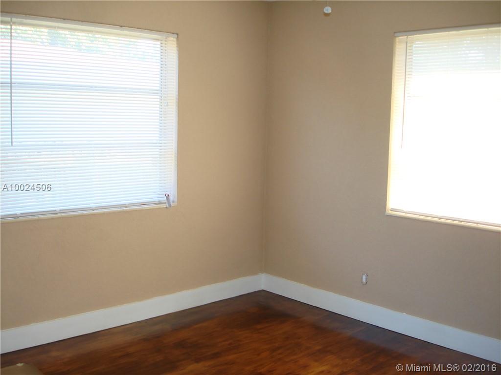 South Hollywood Amd 4-10 - Residential Lease