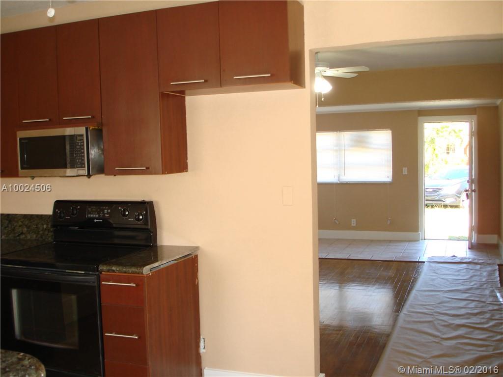 South Hollywood Amd 4-10 - Residential Lease