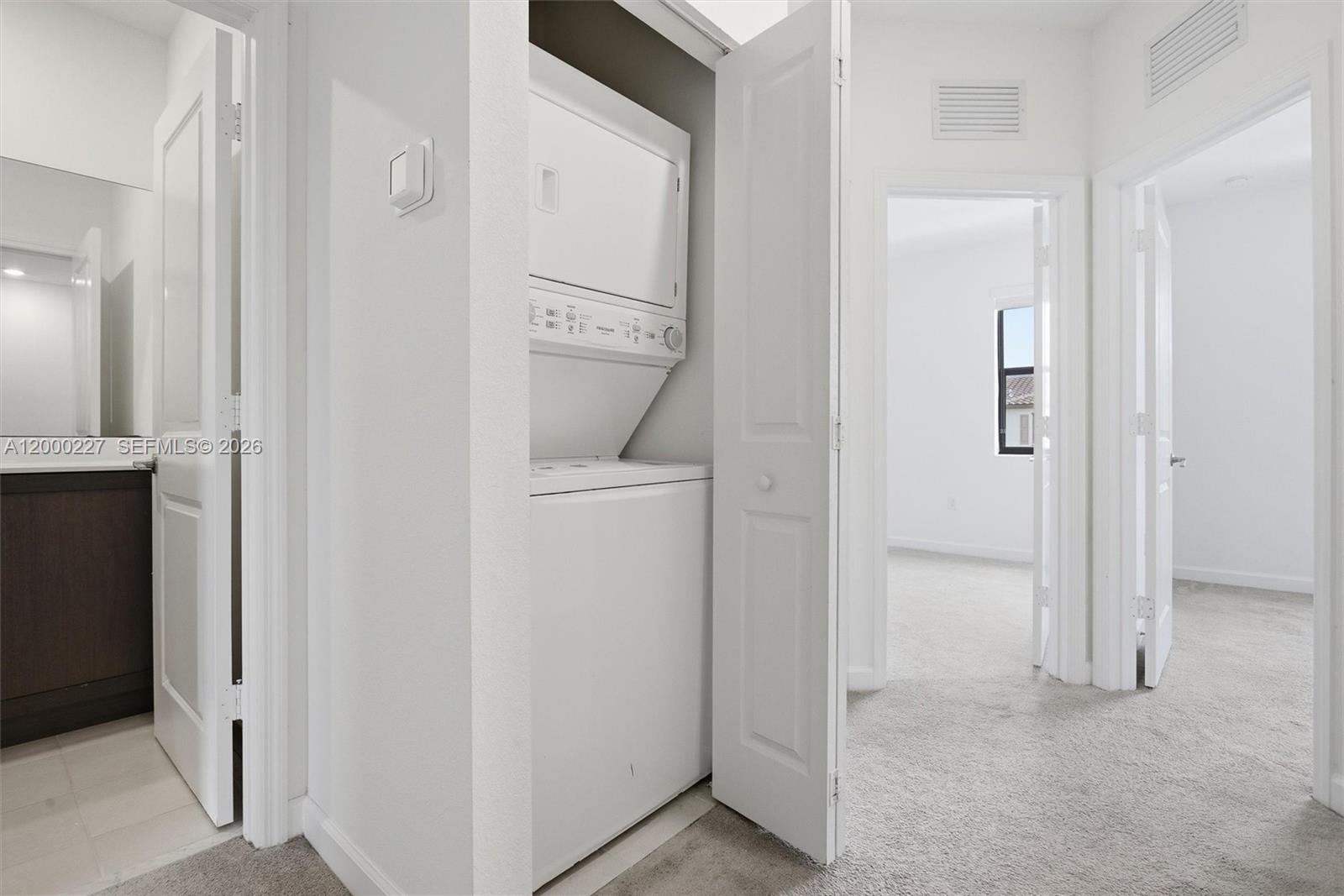 SILVER PALM RESIDENTIAL H - Residential