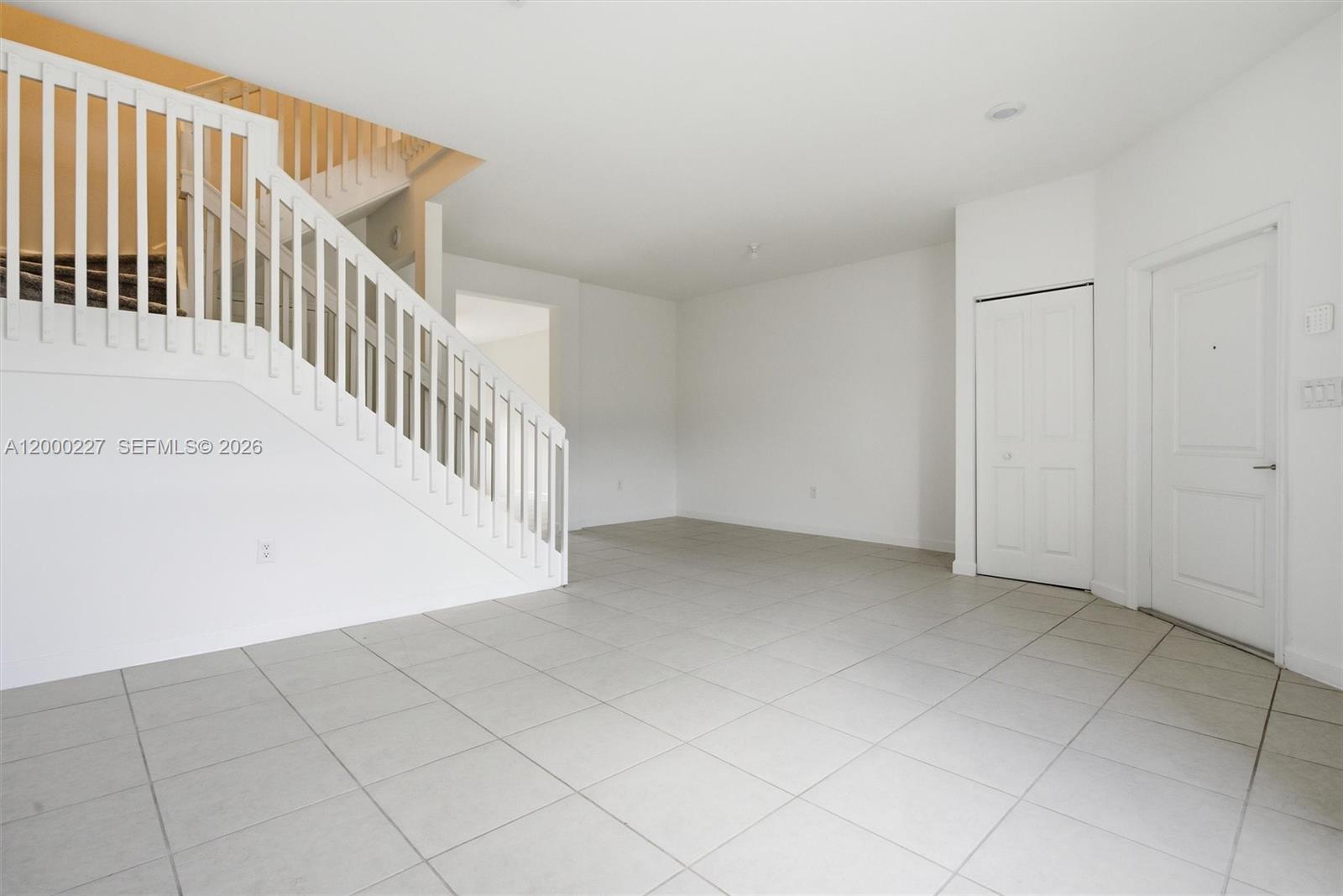 SILVER PALM RESIDENTIAL H - Residential