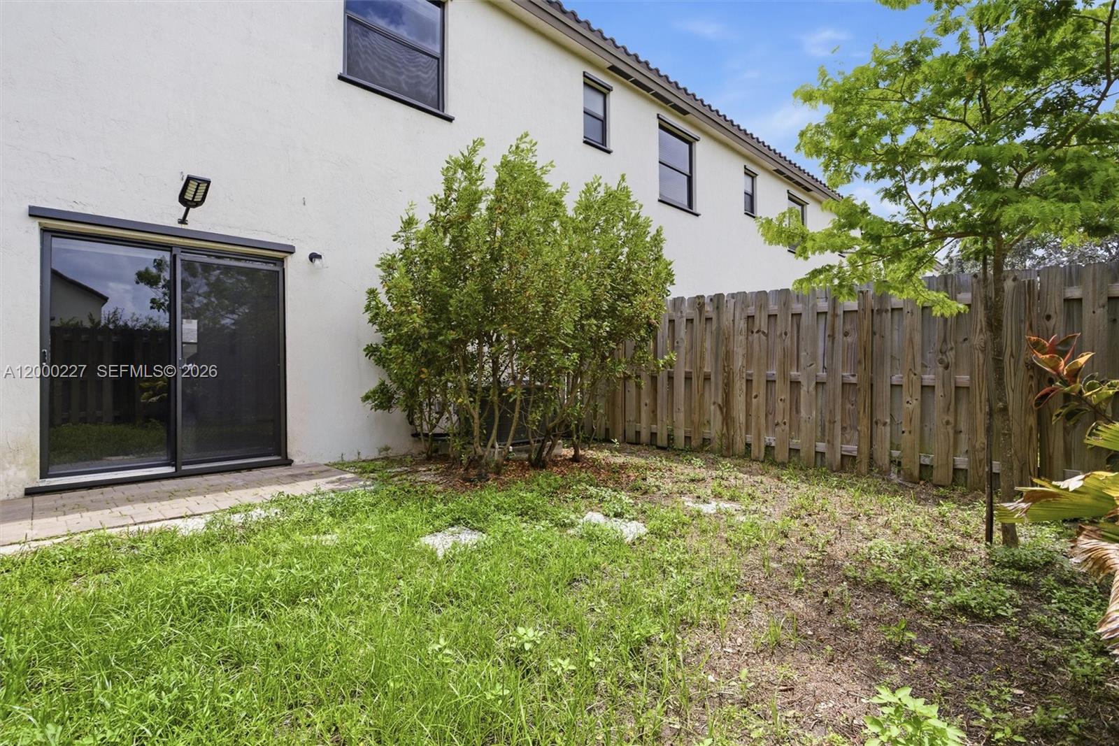 SILVER PALM RESIDENTIAL H - Residential