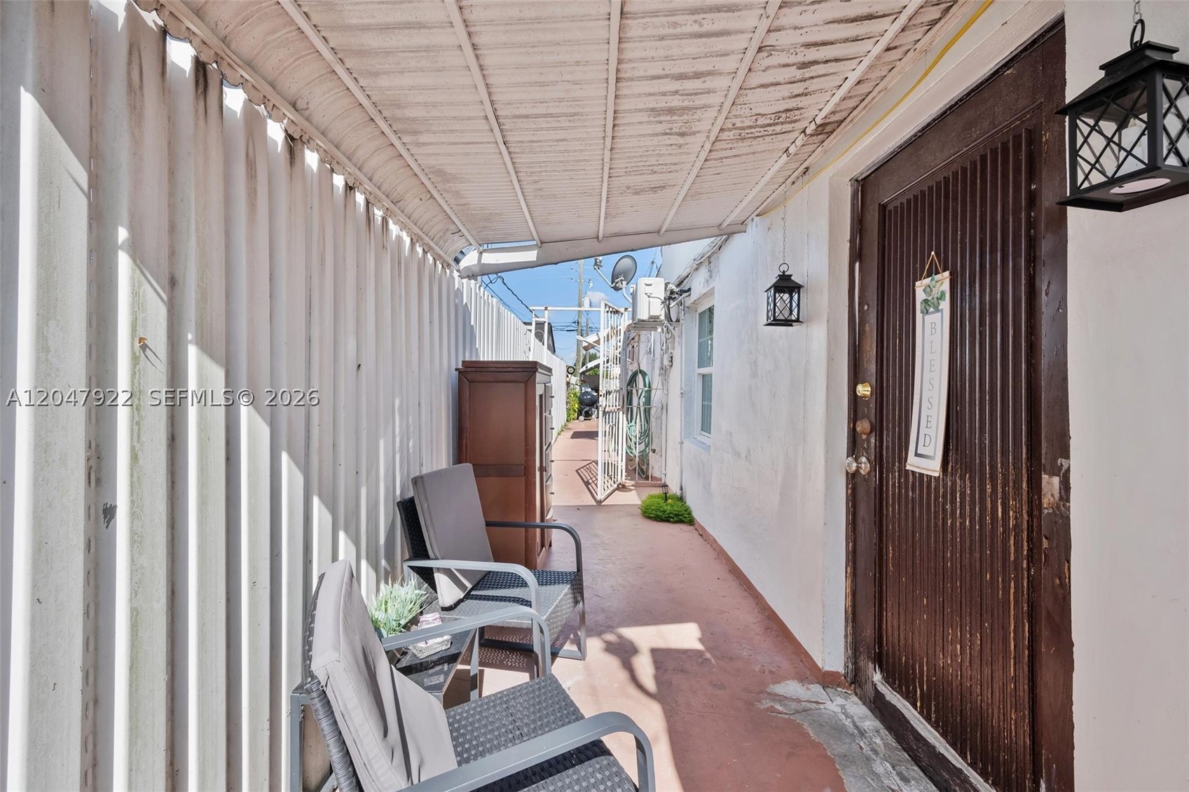DUAL CONDO NO 1 - Residential