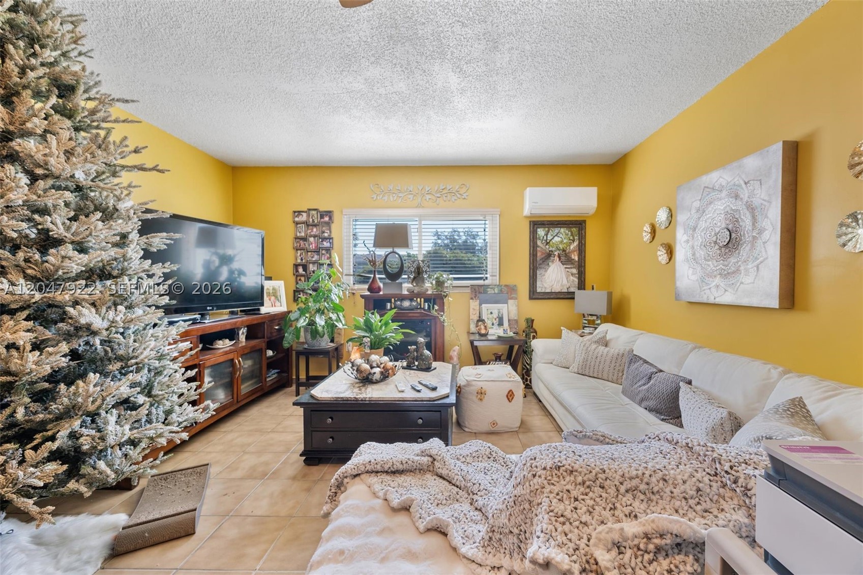 DUAL CONDO NO 1 - Residential